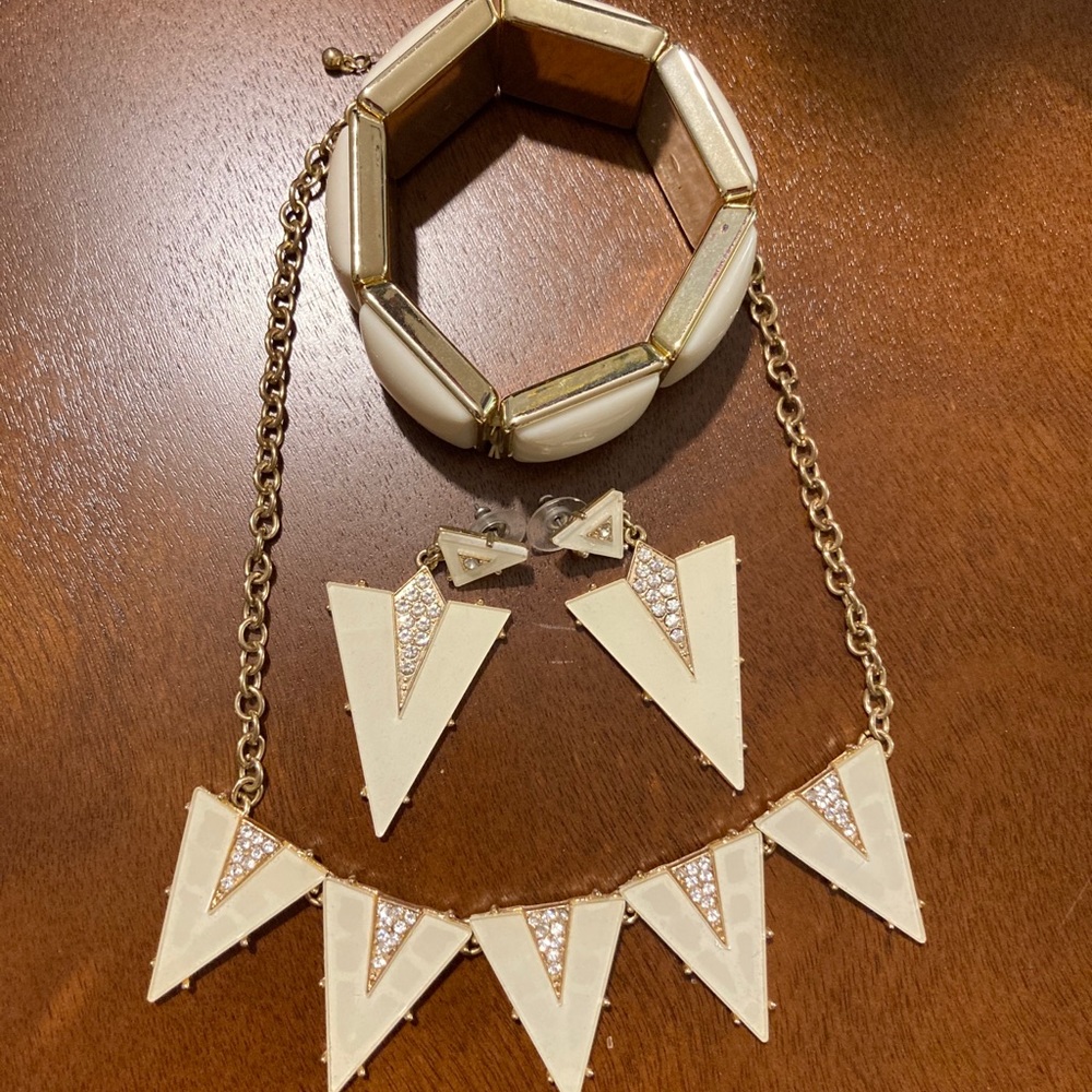 Matching Jewelry Set